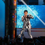 AAAのSKY-HI(日高光啓)がトリで登場しライブパフォーマンス！ガールズブロガースタイル2015 S/S