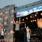 【ライブレポート】スイカに特大の「味の素」かける？！ゴールデンボンバーがa-nation初出演でオーディエンスを圧倒！