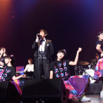 【ライブレポート】チュートリアル徳井が率いる鴬谷フィルハーモニーが下ネタ連発！？