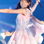 乃木坂46が新曲『今、話したい誰かがいる』など披露！GirlsAward 2015 AUTUMN/WINTER