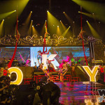 36000人を動員！16年連続となる浜崎あゆみのカウントダウンライヴに小室哲哉、AAA浦田もサプライズ登場！