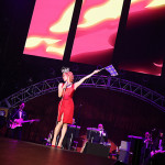 【ライブレポート】椎名林檎が『NIPPON』で拡声器で歌うパフォーマンスを披露！テレビ朝日ドリームフェスティバル2015に出演！