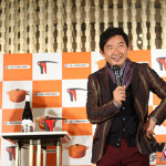 石田純一が東京タワー前でボージョレ・ヌーヴォー解禁