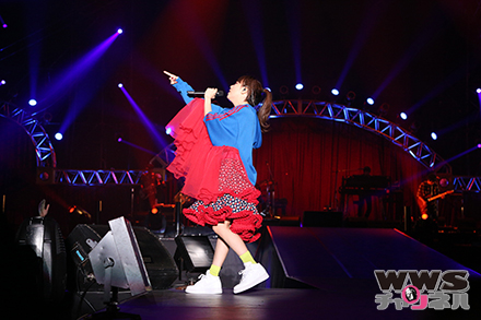【ライブレポート】aikoが『ボーイフレンド』でちょっと早い「メリークリスマス！」テレビ朝日ドリームフェスティバル2015に出演！