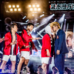 【ライブレポート】氣志團が「氣志團万博2015」のトリに登場！「よくぞよくぞ来てくれたね。オレ達がお前らの運命の相手、氣志團です！」