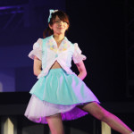 ユルリラポが東京オートサロン2016のステージに登場!優しい歌声で観衆を魅了!