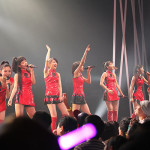 東京パフォーマンスドール が炎のように燃えるRED公演で3月23日に発売の4thシングル『逆光×礼賛』を披露!