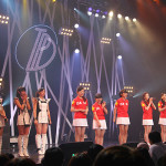 東京パフォーマンスドール が炎のように燃えるRED公演で3月23日に発売の4thシングル『逆光×礼賛』を披露！