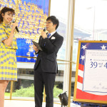 森星がブルックスブラザーズ大阪店 シャンデリア除幕式に登場！