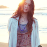 太陽の歌声” 2016年、注目のソロシンガーLeola（レオラ）デビューシングル『Rainbow』のMUISC VIDEOが公開！