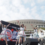 ももクロ・佐々木彩夏が乱入！ばってん少女隊が先輩、ももクロの福岡公演場外ステージで熱すぎるライブを決行！