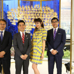 森星がブルックスブラザーズ大阪店 シャンデリア除幕式に登場！