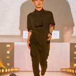 2月28日、関西コレクション2016 SPRING＆SUMMER(通称・関コレ)が京セラドーム大阪で開催された。 今回のテーマは「What Do You Like？」。あなたは何が好き？ という問いかけで、「全ての女の子に自分のダイスキをめいっぱい表現してほしい」という思いが込められている。 過去最高の37500人を動員した国内最大級のファッションエンターテイメントには、、 人気モデルが多数出演し、春のトレンドファッションで華やかにステージを盛り上げた。 one wayステージには、池田エライザが白のトップスに花柄のカーディガン、ジーンズというカジュアルなスタイルで、SPIGAステージでは松井愛莉が春らしいショートパンツ姿で登場しランウェイを盛り上げた。 セブンティーンモデルとして人気の江野沢愛美、三吉彩花らは白を基調にしたコーデで颯爽とステージに登場！ さらに、にこるんの愛称で絶大な人気を誇る藤田ニコル、 タレントの益若つばさ、Popteen専属モデル・池田美優、元テラスハウスの島袋聖南らもランウェイを盛り上げた。 その他、ゲストモデルには、ぺことりゅうちぇる、元AKBの板野友美、 メンズモデルには、大倉士門、こんどうようぢ、藤田富ら人気モデルが登場した。