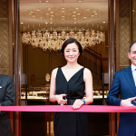 女優・鈴⽊京香 がカルティエ仙台テープカットセレモニーに登場！