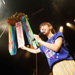 飯田里穂 ツアースタート！2ndシングル『片想い接近』は大槻ケンヂが作詞を担当！