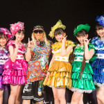 たこやきレインボーの『ナナイロダンス』リリースイベントにDJ KOOがサプライズ出演、KOO輩に認定！