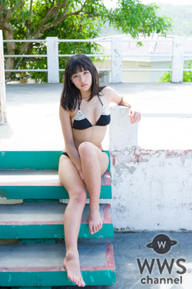 SUPER☆GiRLSの浅川梨奈が17歳の誕生日の翌日に週刊ヤングマガジンの単独表紙を飾る！