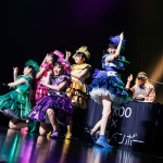 たこやきレインボーの『ナナイロダンス』リリースイベントにDJ KOOがサプライズ出演、KOO輩に認定！