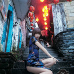 内田理央が、4月14日発売の『週刊ヤングジャンプ』4年ぶりの表紙巻頭グラビアに登場！美脚と美尻を披露！