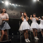 【ライブレポート】つりビットがラジオ日本NEXTサーキットONEで夏江紘実とコラボステージ！