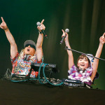 たこやきレインボーの『ナナイロダンス』リリースイベントにDJ KOOがサプライズ出演、KOO輩に認定！