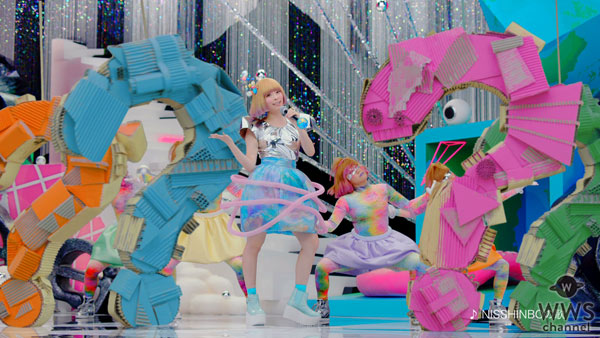 きゃりーぱみゅぱみゅがCM で初めて犬と共演！？日清紡 企業CM『ドッグシアター』新シリーズ オンエア開始！