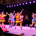 私⽴恵⽐寿中学がニコニコ超会議2016・超演奏してみたステージで坊主バンドと異色コラボ!