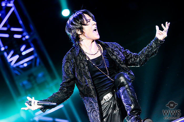 【ライブレポート】氷室京介が「LAST GIGS」東京ドームで圧巻のパフォーマンス魅せ、『B・BLUE』で35年間の有終の美飾る！