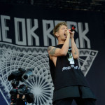 【ライブレポート】ONE OK ROCKが話題のCMソングをアコースティックバージョンで熱唱！