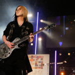 GLAYのHISASHIがニコニコ超会議に登場！超一流のテクニックでまさかの楽曲を披露！