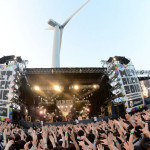 【ライブレポート】ONE OK ROCKが話題のCMソングをアコースティックバージョンで熱唱！