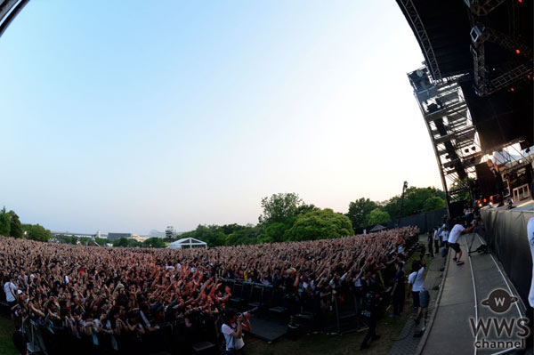 【ライブレポート】ONE OK ROCKが話題のCMソングをアコースティックバージョンで熱唱！