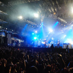 【ライブレポート】[Alexandros]がChampagne時代の懐メロから人気ナンバーまで！自由自在の夜空ライブ！