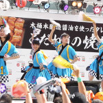 【動画】エビ中が新宿ステーションスクエアで焼き鳥応援ライブ！「ちちんぷい」「MISSION SURVIVOR」を披露！