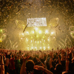 【ライブレポート】星野源がVIVA LA ROCK 2016大トリで登場！光の世界で優しさと幸せにあふれたステージ！