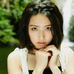 沖縄出身のアニソンシンガー・MICHIが吸い込まれるような瞳が印象的なアーティスト写真を公開！