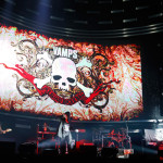【ライブレポート】セクシーすぎるHYDEの長髪＆肌見せ！圧巻ライブで場内を魅了！「VAMPS」