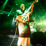 【ライブレポート】人間椅子が異形な姿で圧倒的な演奏！新宿を灼熱地獄へ誘う！