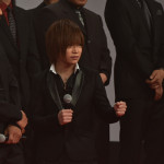 ゴールデンボンバーが映画『HiGH&LOW THE MOVIE』完成披露イベントに登場！樽美酒が素顔を披露！？