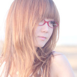 奥華子、9月発売のニューシングル『思い出になれ／愛という宝物』追加収録曲を発表！今夜ラジオにて新曲初オンエア！。