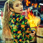 ローラがジムビームの広告アートディレクターに就任！「ファンのみんなにたくさんのハッピーなニュースを届けられたらいいな。」