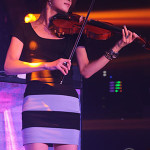 美しすぎるヴァイオリ二スト・Ayasaが渋谷CLUB camelotのリニューアルイベントにラフな衣装で登場！