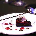 X JAPANのYOSHIKIの規格外のディナーショーが感動の閉幕！サプライズパフォーマンスでファン大興奮！