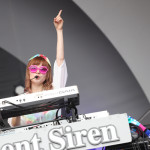 【ライブレポート】Silent SirenがROCK IN JAPAN FESTIVAL 2016で熱唱!「楽しい思い出つくりましょう!」