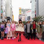 西内まりやがSEXYな肩出し衣装で渋谷のど真ん中で新曲「BELIEVE」を歌唱！「SHIBUYA RUNWAY」で盛大なフィナーレ！