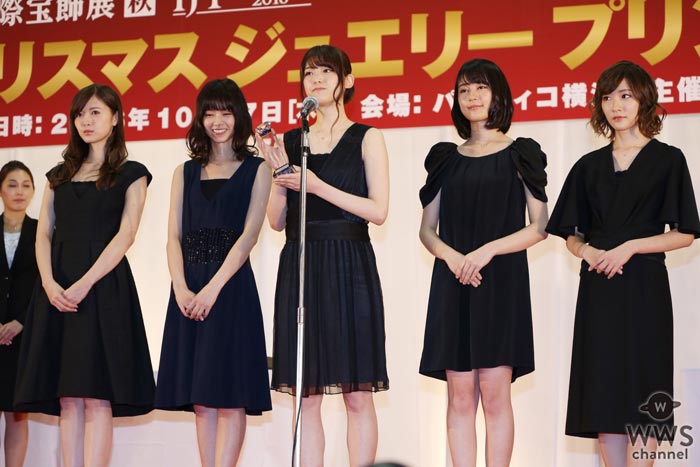 乃木坂46がクリスマス ジュエリー プリンセス賞を受賞！白石麻衣 西野七瀬らジュエリー選抜が大人な黒ワンピース姿で登場！