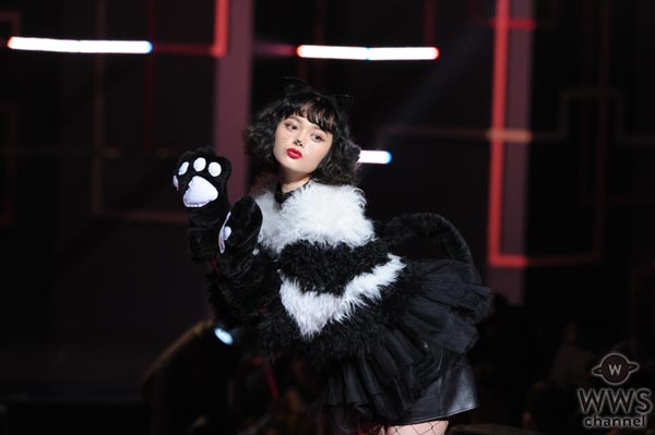 玉城ティナ、宮城舞、マギーらViViの人気モデル達がハロウィン衣装のファッションショーでViVi Nightのオープニングを彩る！