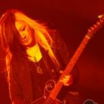 【ライブレポート】あの名曲がHIDEとGLAYの思い出曲！？GLAYライブに スペシャルゲスト参戦で90年代名曲が咲き乱れる！