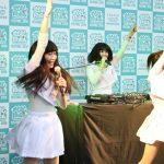 日本とアイドルが好きな女ヲタクグループ・おみやげが『もしフェス 2016』野外ステージを盛り上げる！