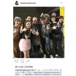 エイベックス・松浦勝人社長がAAAメンバーと東京ドーム舞台裏で最高の笑顔！ 「AAAを生んでくれてありがとう！」歓喜の声が殺到！